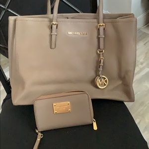 Michael kors handbag and wallet